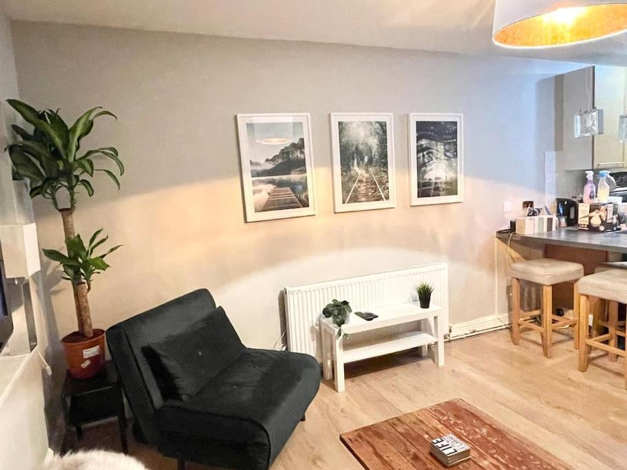 *New* Beautiful 2 Bedroom House In Central Location 伦敦 外观 照片