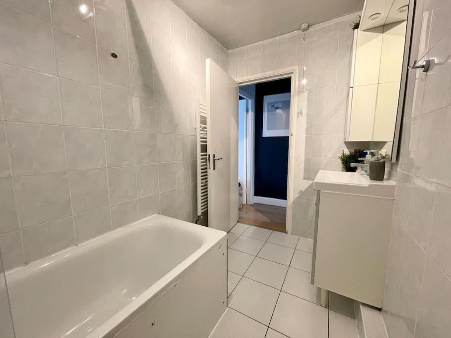 *New* Beautiful 2 Bedroom House In Central Location 伦敦 外观 照片